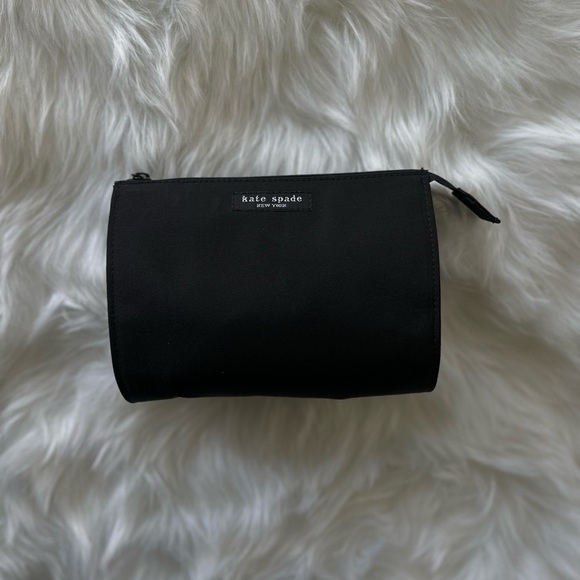 Kate spade ♠️ Nylon cosmetics pouch EUC color black - Picture 1 of 6